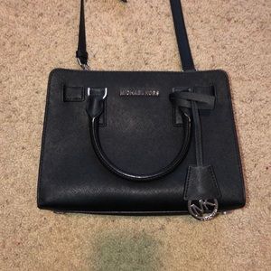 Micheal Kors purse